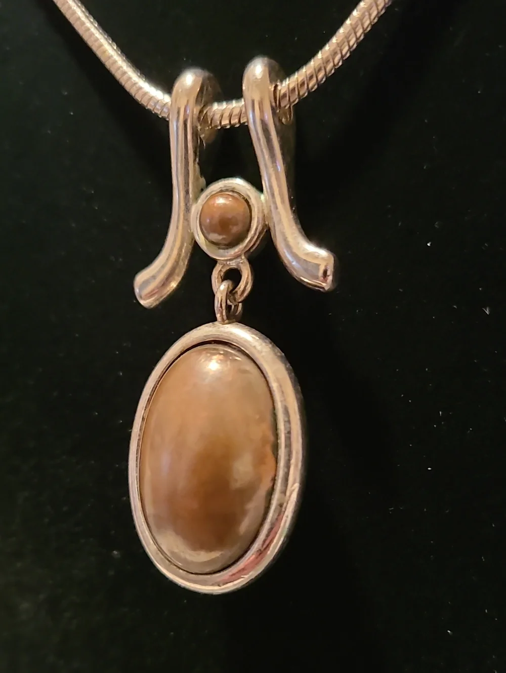 Vintage Liz Claiborne Cabochon Necklace Silver Tone Snake Chain
